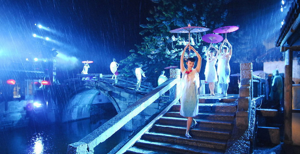 四季周庄 by 泰积全